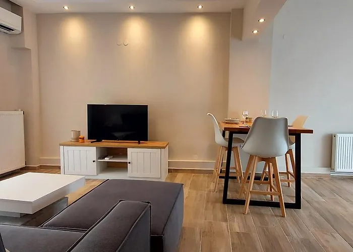 Manos\' Apartment